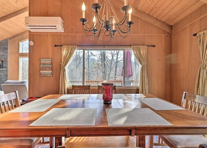 Fire Pit & Grill: Lakefront Poconos Cottage!